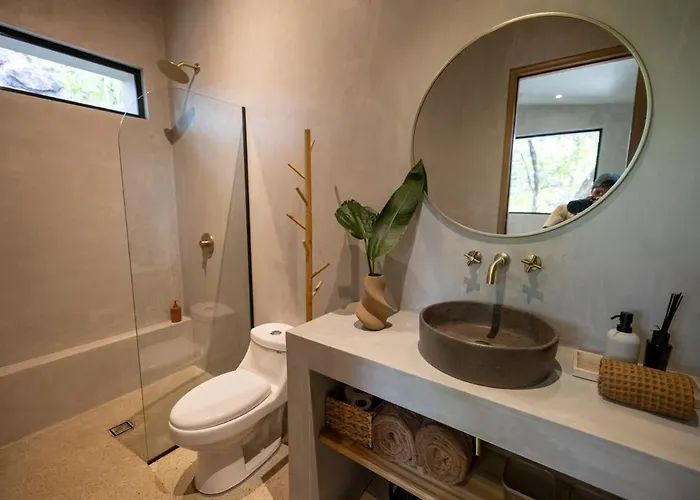 Garden Treehouse Ikhaya Refundores